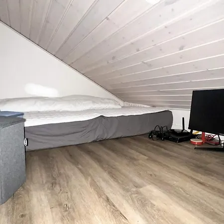 4 Star In Vaeggerlose Bøtø By